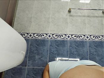Stepmom caught on camera that her stepson put in the bathroom